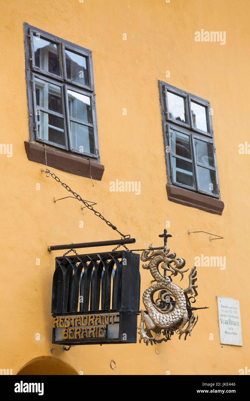 Rumänien, Siebenbürgen, Sighisoara, Casa Dracula, Geburtsort von Vlad Tepes, Vlad der Pfähler, hier im Jahre 1431 geboren und das Modell für den Vampir Dracula Stockfoto