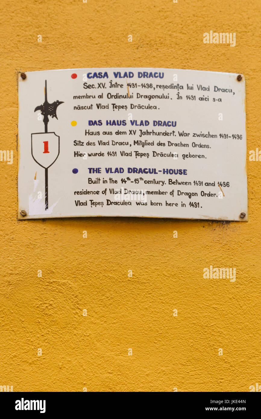 Rumänien, Transsilvanien, Sighisoara, Casa Dracula, Geburtsort von Vlad Tepes, Vlad der Pfähler 1431 hier geboren und das Modell für den Vampir Dracula zu unterzeichnen Stockfoto