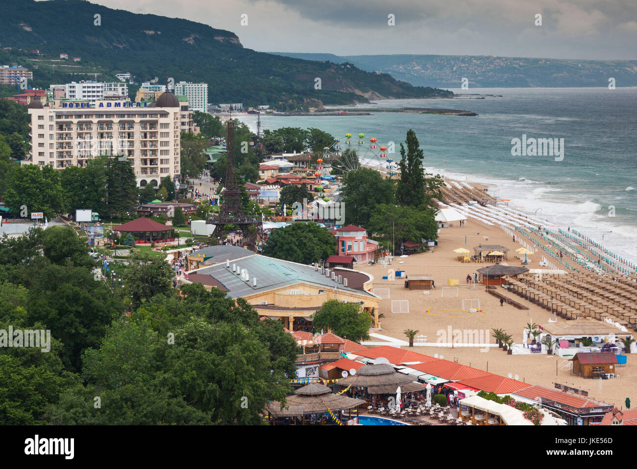 Bulgarien, Schwarzmeerküste, Goldstrand, Zlatni Pyasatsi, erhöhten Blick, tagsüber Stockfoto