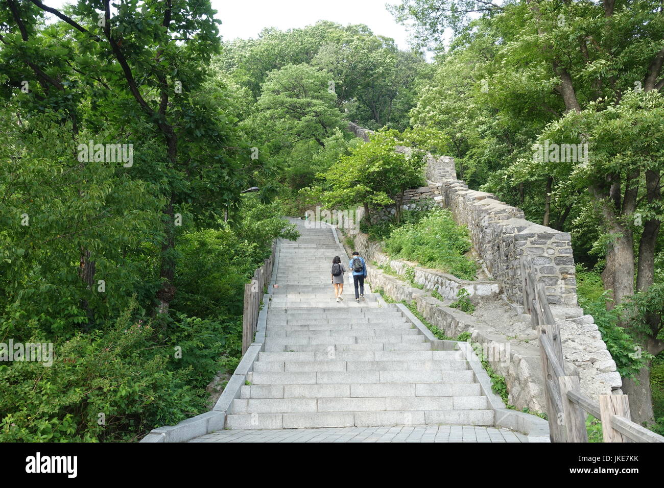 Wanderung zu Namsan Tower, Seou, l-Korea Stockfoto