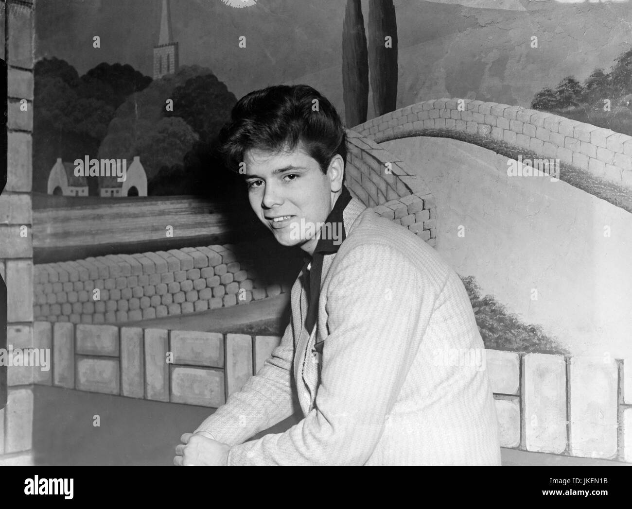 Ein Foto der britischen Pop-Sängerin Cliff Richard als er sehr jung war. Stockfoto