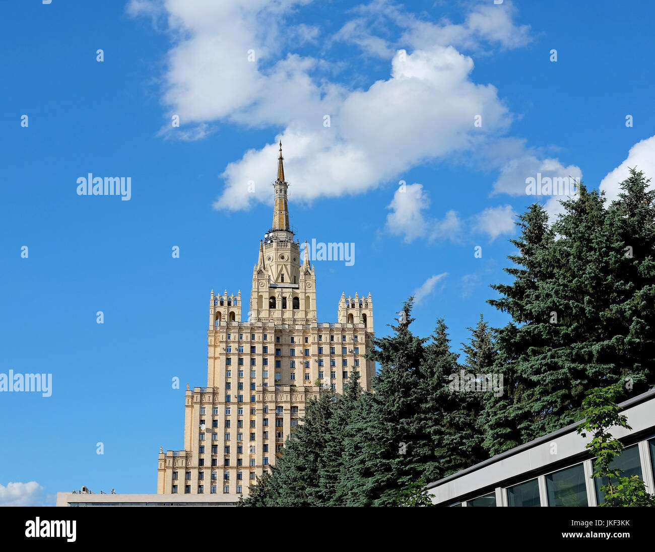 Detail der Wolkenkratzer auf dem Kudrinskaya-Platz Stockfoto