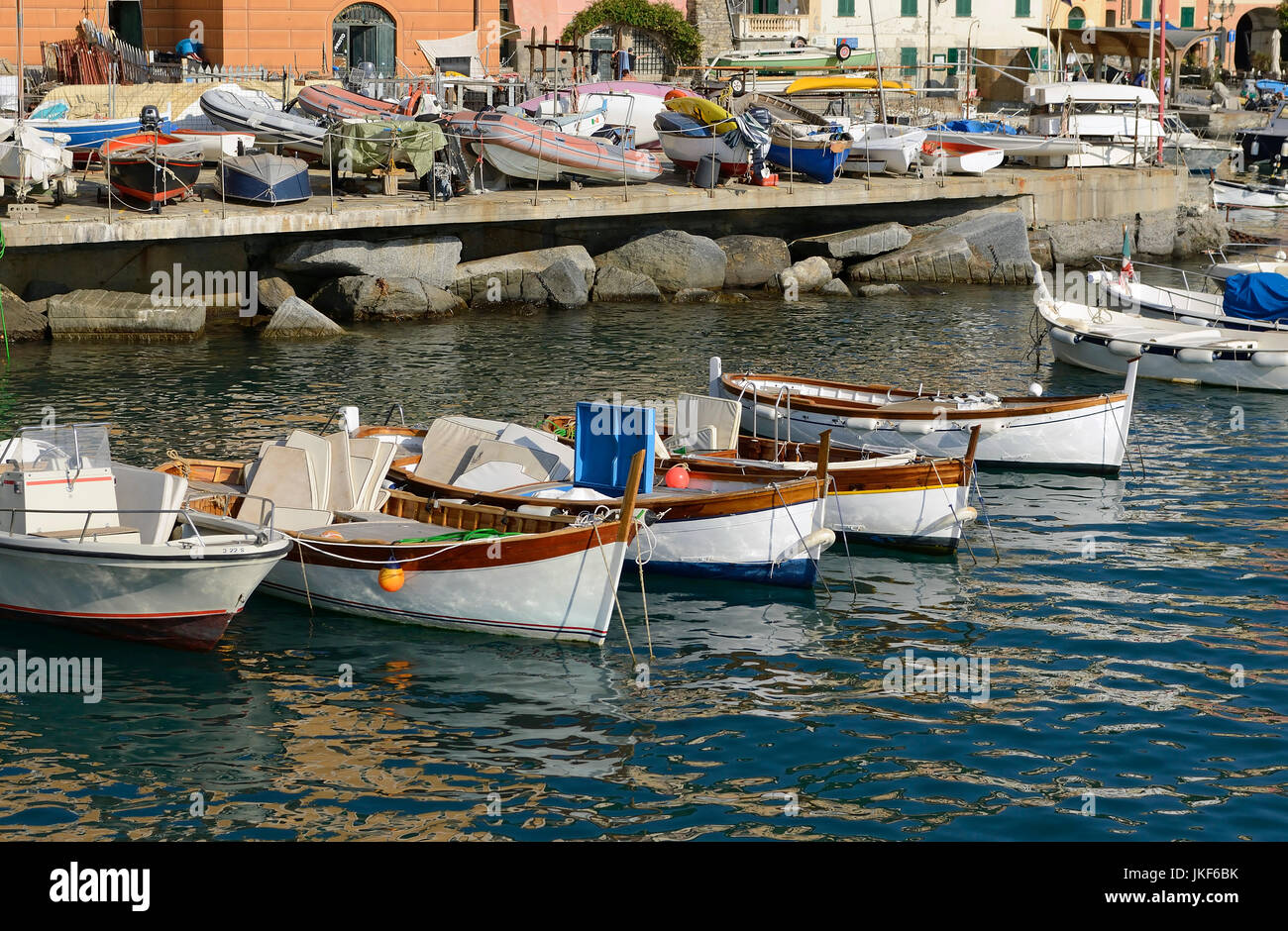 Der Hafen von Camogli, Ligurien, Italien Stockfoto