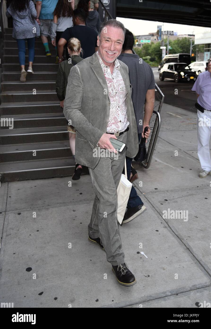 New York, NY, USA. 23. Juli 2017. Patrick Page im Ankunftsbereich für Ihren Besuch Immersive Theater Zusammenarbeit, The High Line Building, New York, NY 23. Juli 2017. Bildnachweis: Derek Sturm/Everett Collection/Alamy Live-Nachrichten Stockfoto