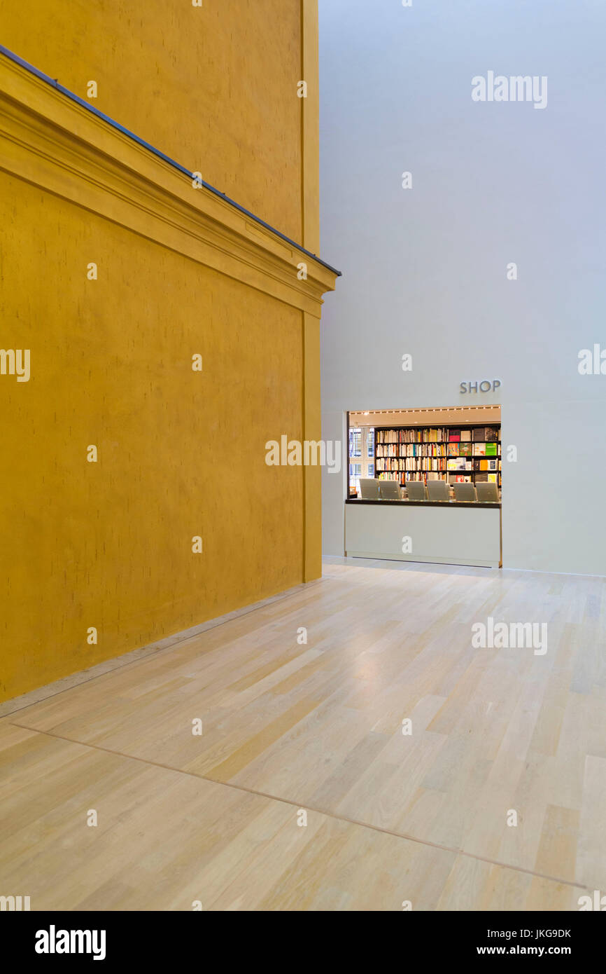 Deutschland, Bayern, München, Lembachhaus Kunstgalerie, Souvenirladen Interieur Stockfoto