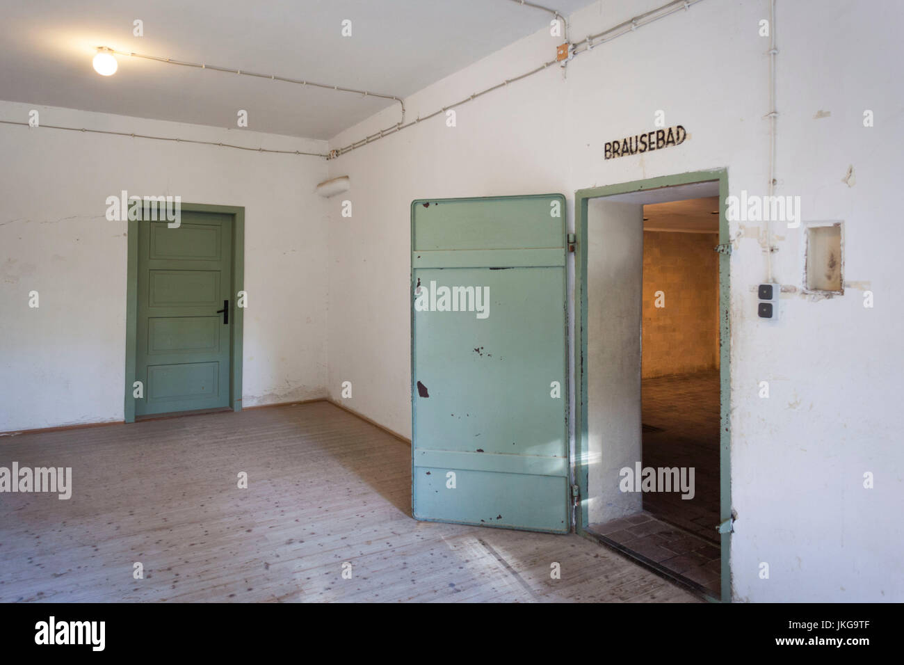 Deutschland, Bayern, München - Dachau, WW-2 Ära Nazi Konzentrationslager, Gebäude, Krematorium gas Kammer Disguissed als Duschraum Stockfoto