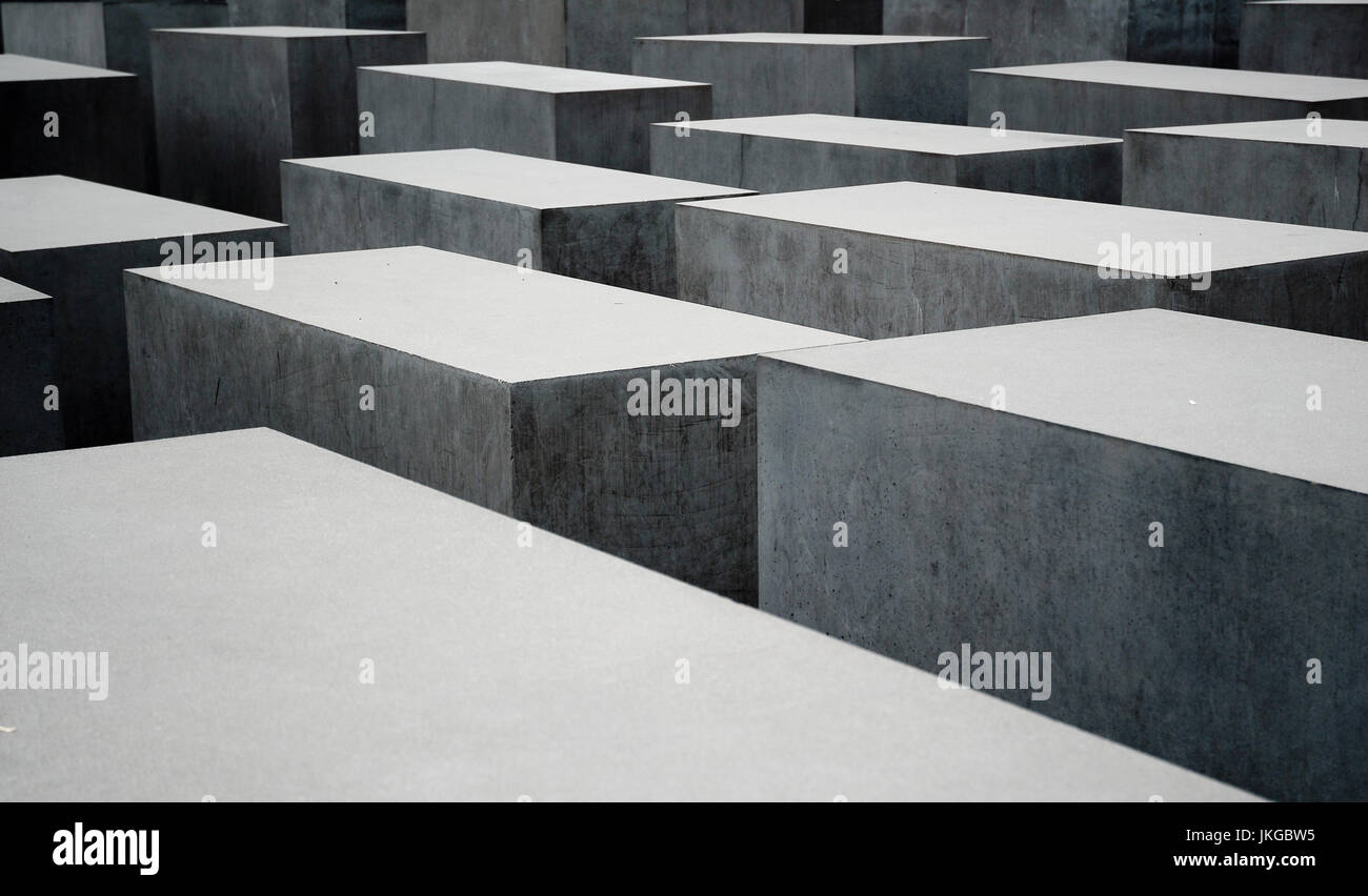 BERLIN-4. APRIL: Das Denkmal für die ermordeten Juden Europas, im Stadtteil Mitte von Berlin, Deutschland, am 4. April 2011. Stockfoto