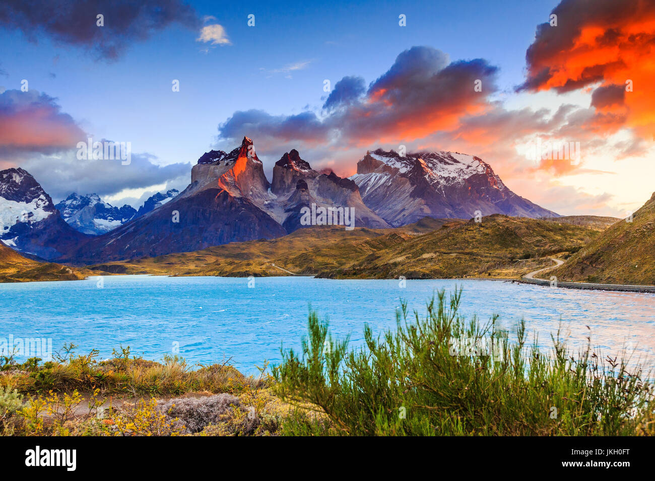 Torres Del Paine Nationalpark, Chile. Pehoe See bei Sonnenaufgang. Stockfoto