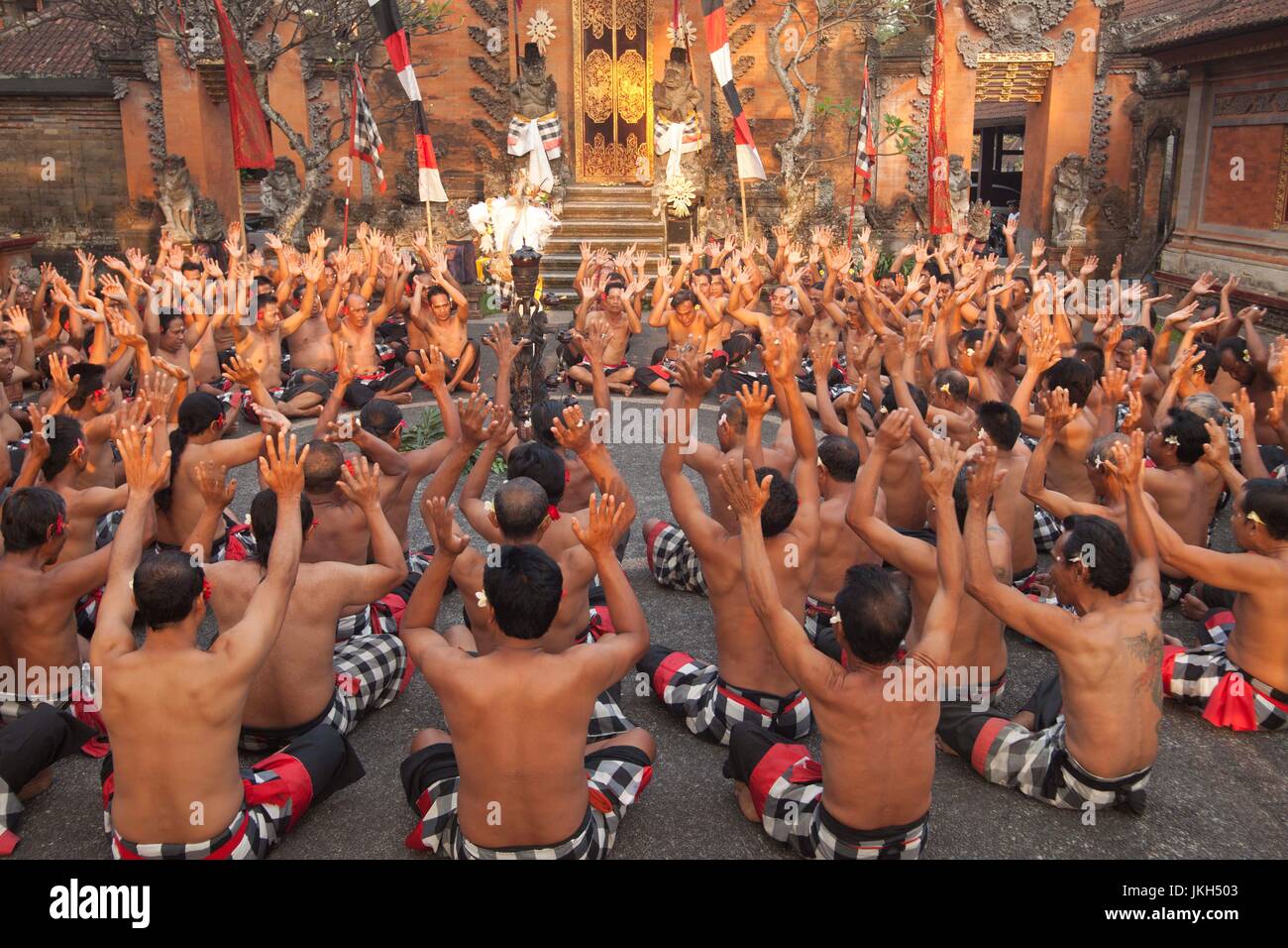 Kecak-Tanz, Ubud, Bali, Indonesien Stockfoto