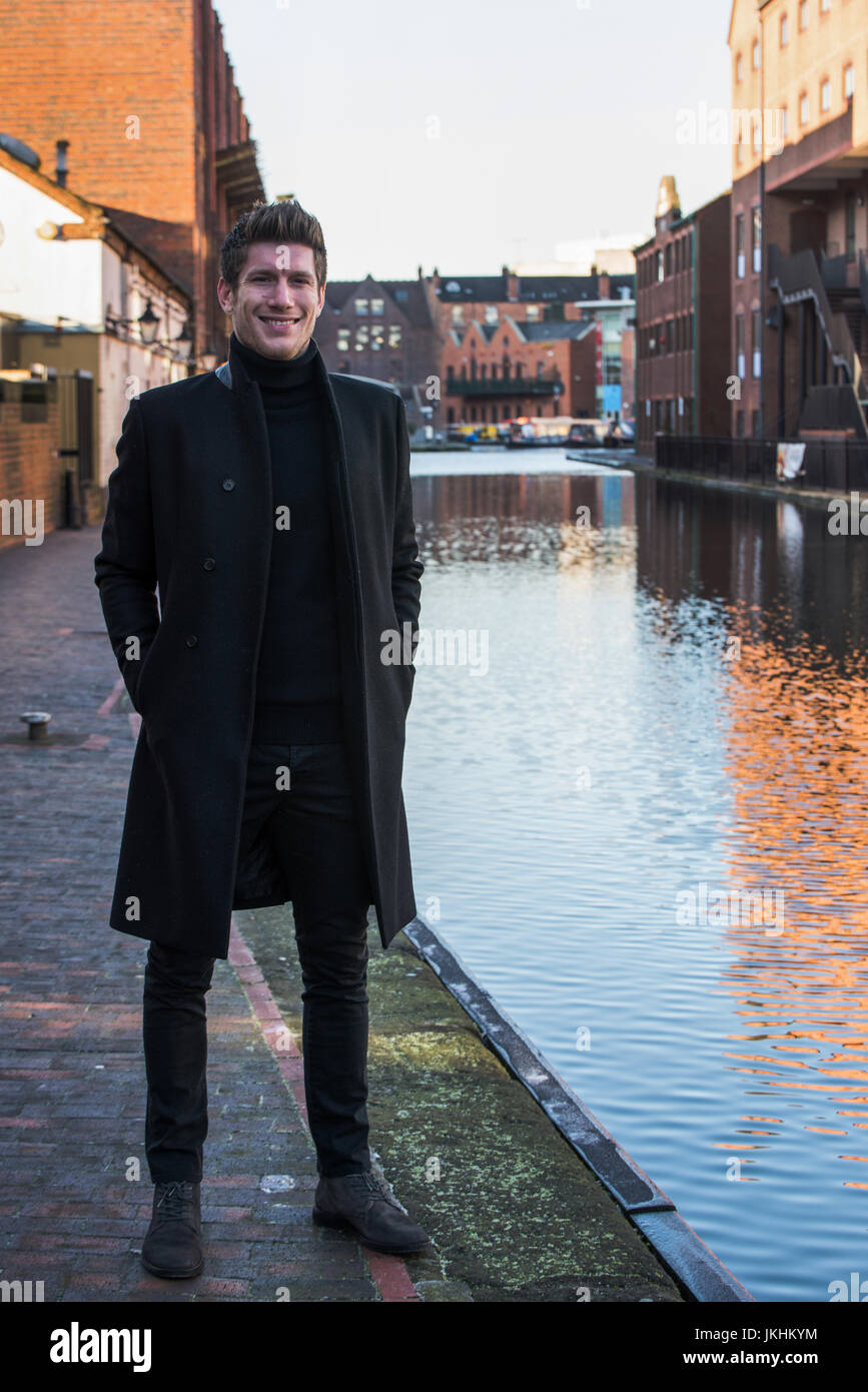 Belgischer Fußballspieler Sebastien Pocognoli fotografiert neben Birmingham, UK-Kanälen. im Januar 2016 Stockfoto