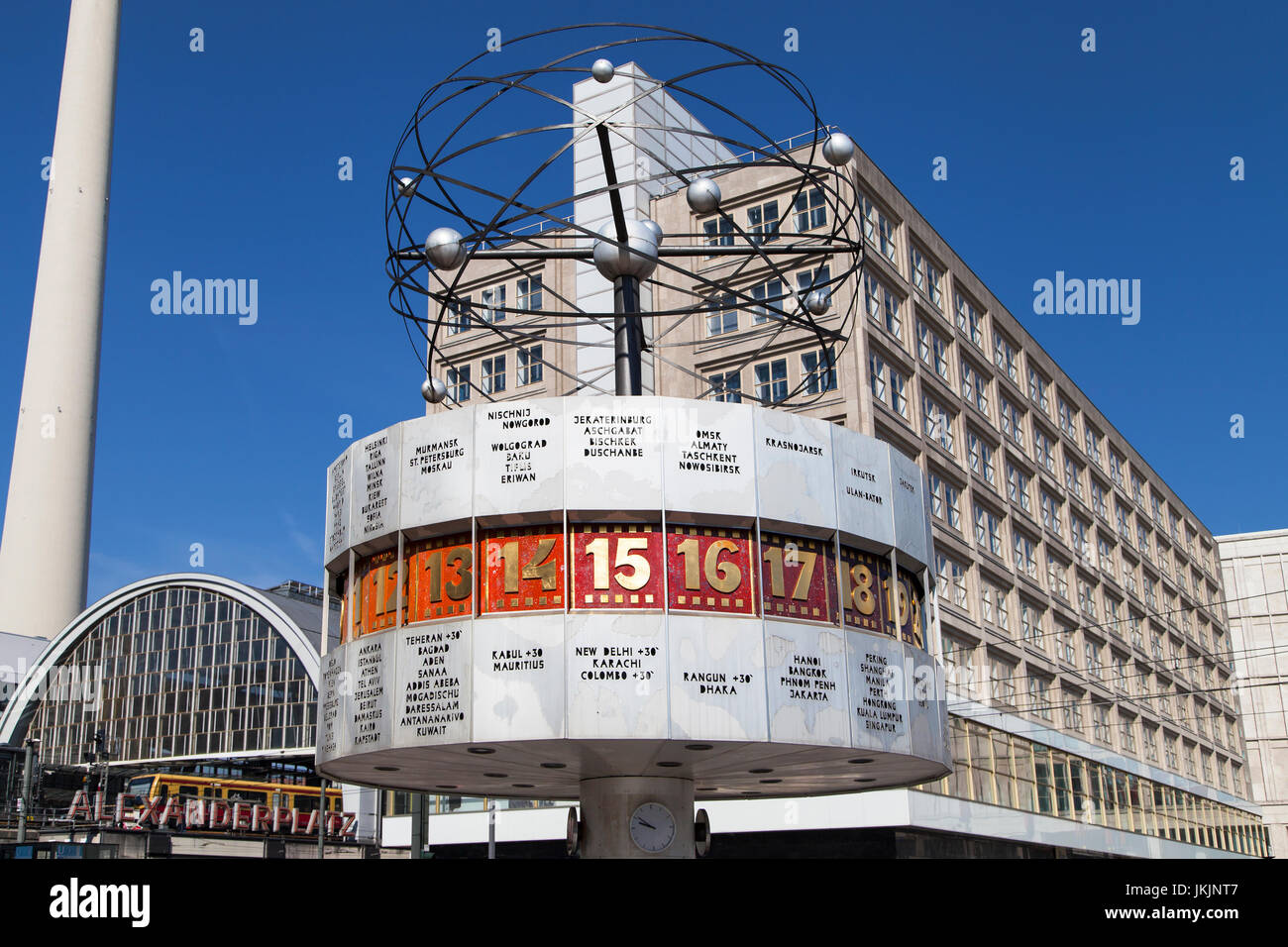 Weltzeit-Uhr am Alexanderplatz, Berlin, Deutschland. Stockfoto