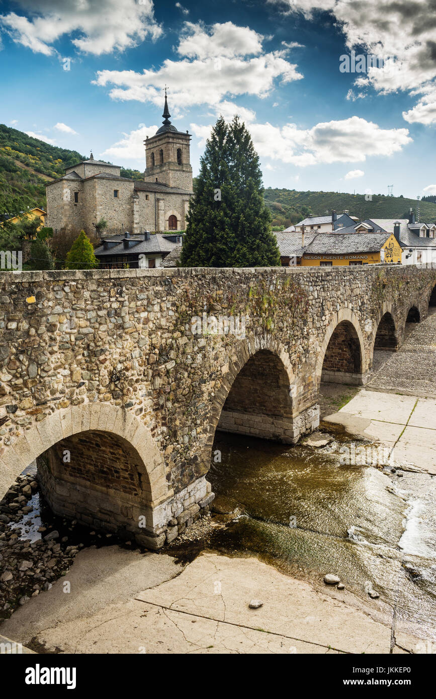 Brücke in die Wieden, Galizien, Spanien. Camino de Santiago. Stockfoto