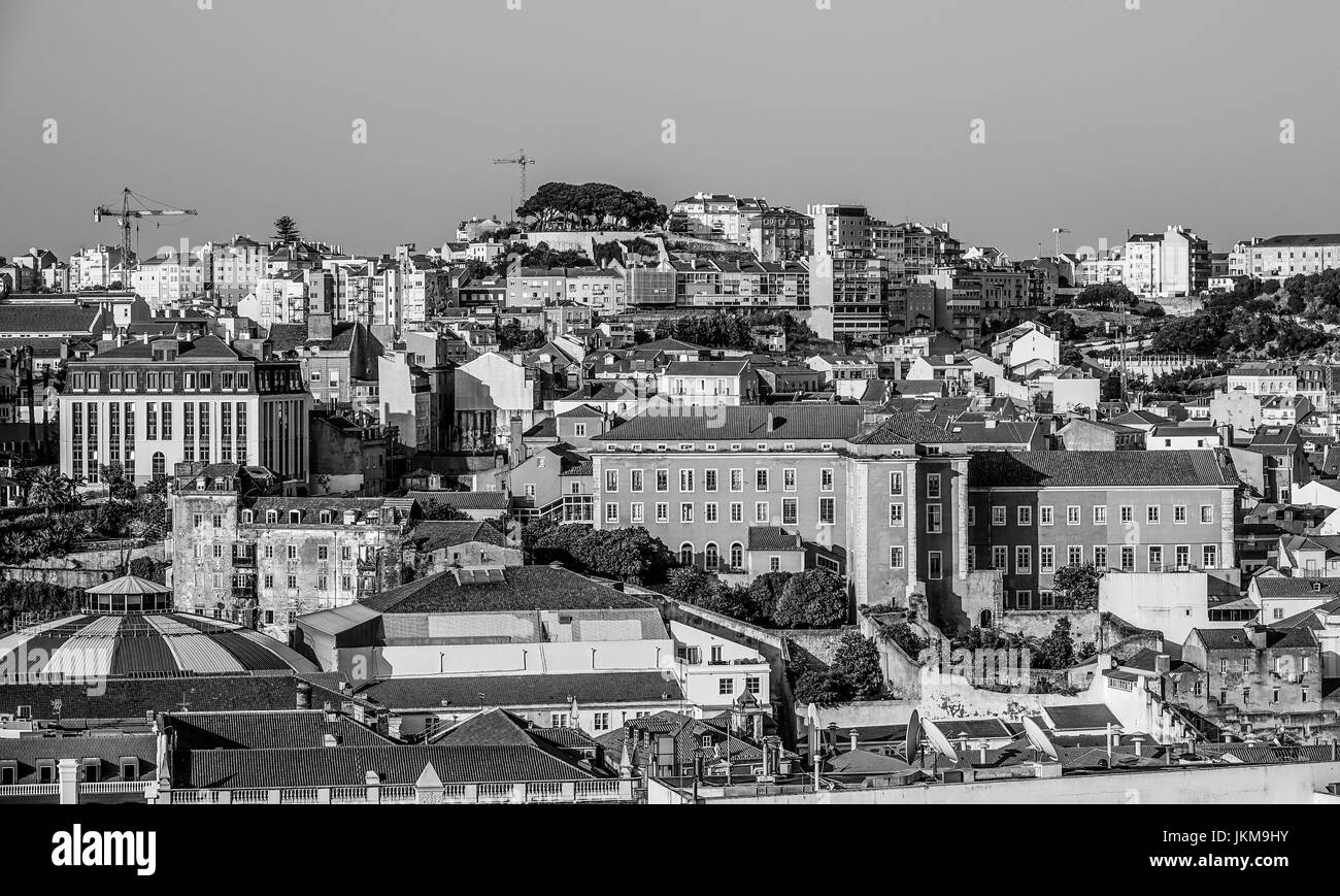Der Hügel Alfama in Lissabon - Lissabon, PORTUGAL 2017 Stockfoto