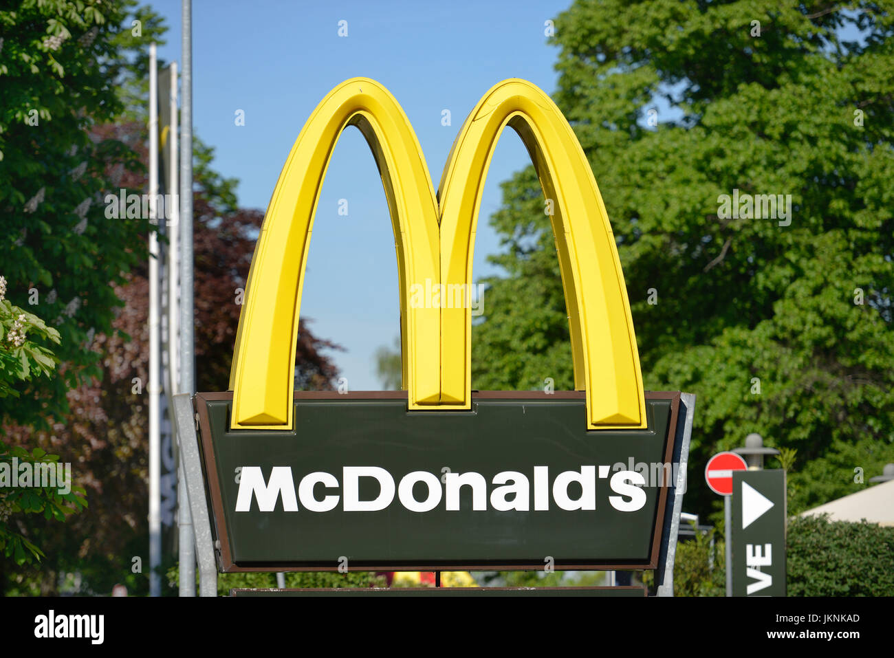 McDonald? " s, Kurt-Schumacher-Damm, Tegel, Dorf Reinicken, Berlin, Deutschland, McDonald, Kurt-Schumacher-Damm, Reinickendorf, Deutschland Stockfoto