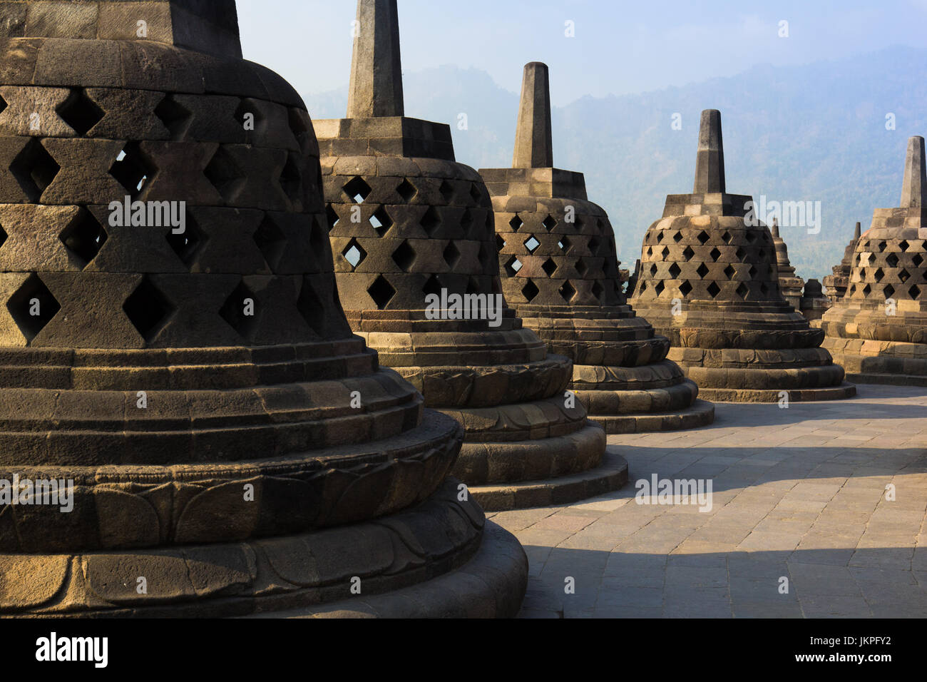 Borobudur Tempel bei Sonnenaufgang Zeit, Yogyakarta, Java, Indonesien. Stockfoto