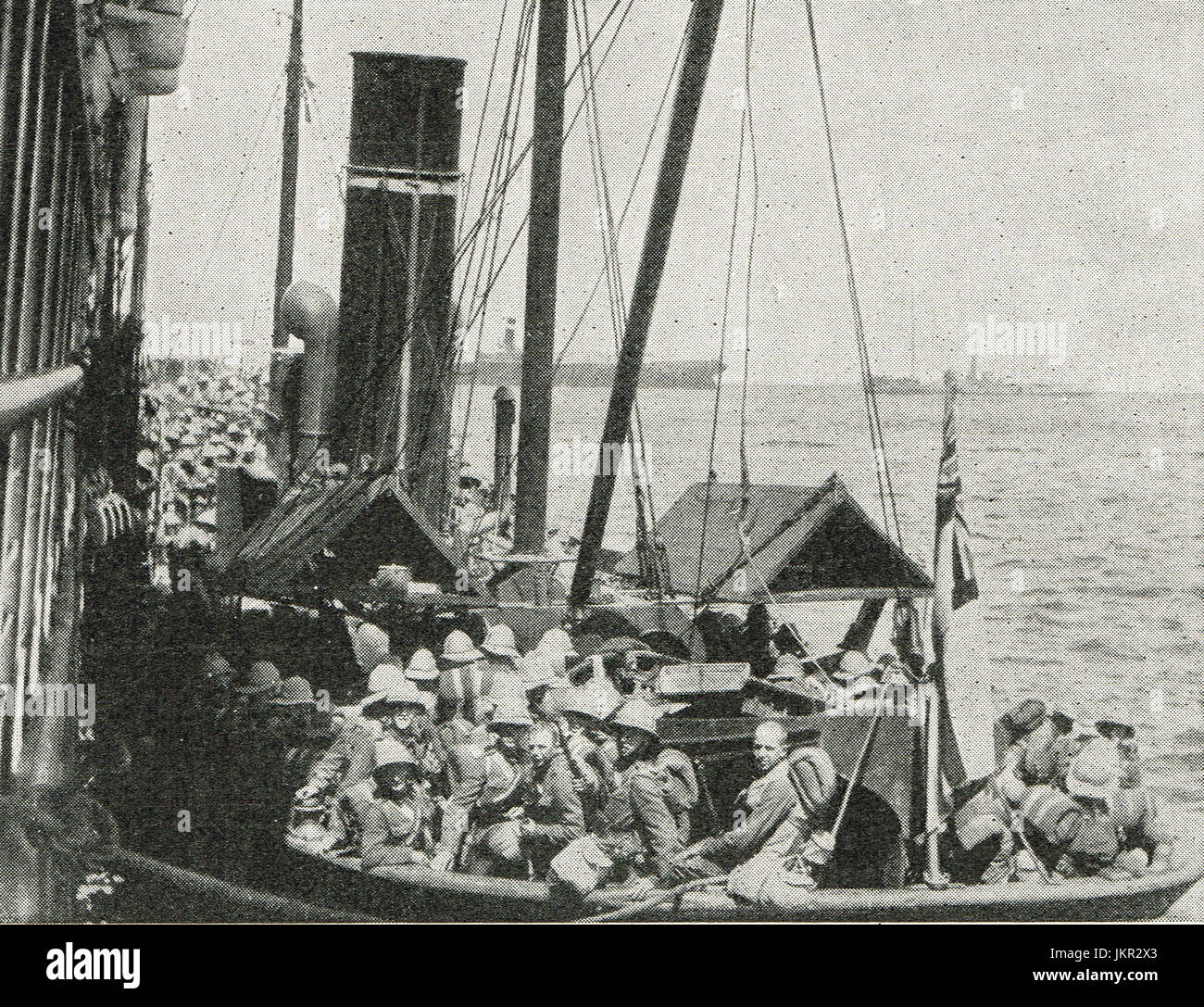 Truppen landen von Trawler Gallipoli 1915 Stockfoto