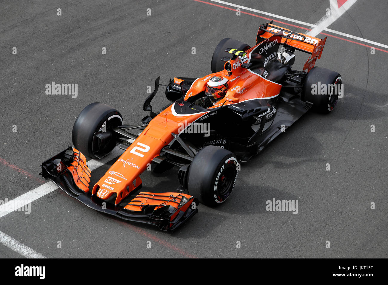 McLaren Stoffel Vandoorne beim ersten Training des Grand Prix von Großbritannien 2017 auf dem Silverstone Circuit, Towcester. DRÜCKEN SIE VERBANDSFOTO. Bilddatum: Freitag, 14. Juli 2017. Siehe PA Story AUTO British. Bildnachweis sollte lauten: David Davies/PA Wire. Stockfoto