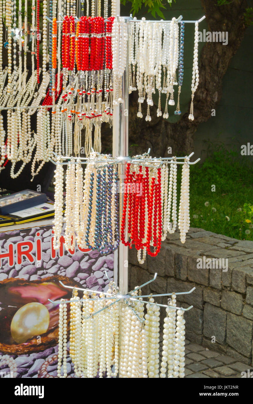 Ohrid Perlen, die berühmteste Andenken, Ohrid, Mazedonien Stockfotografie -  Alamy