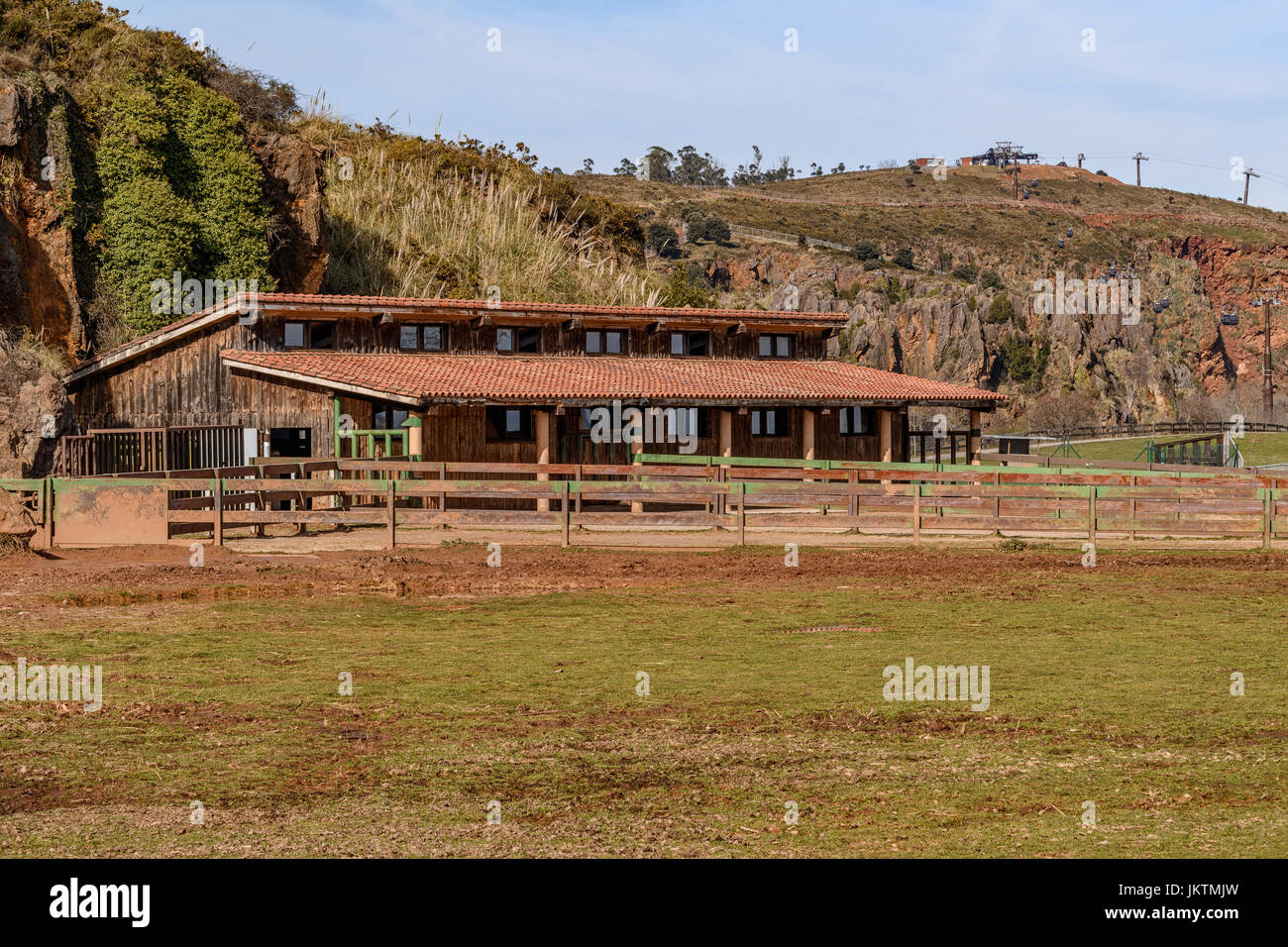 Stabile Haus im Park der Natur Cabarceno, Kantabrien, Spanien, Europa Stockfoto