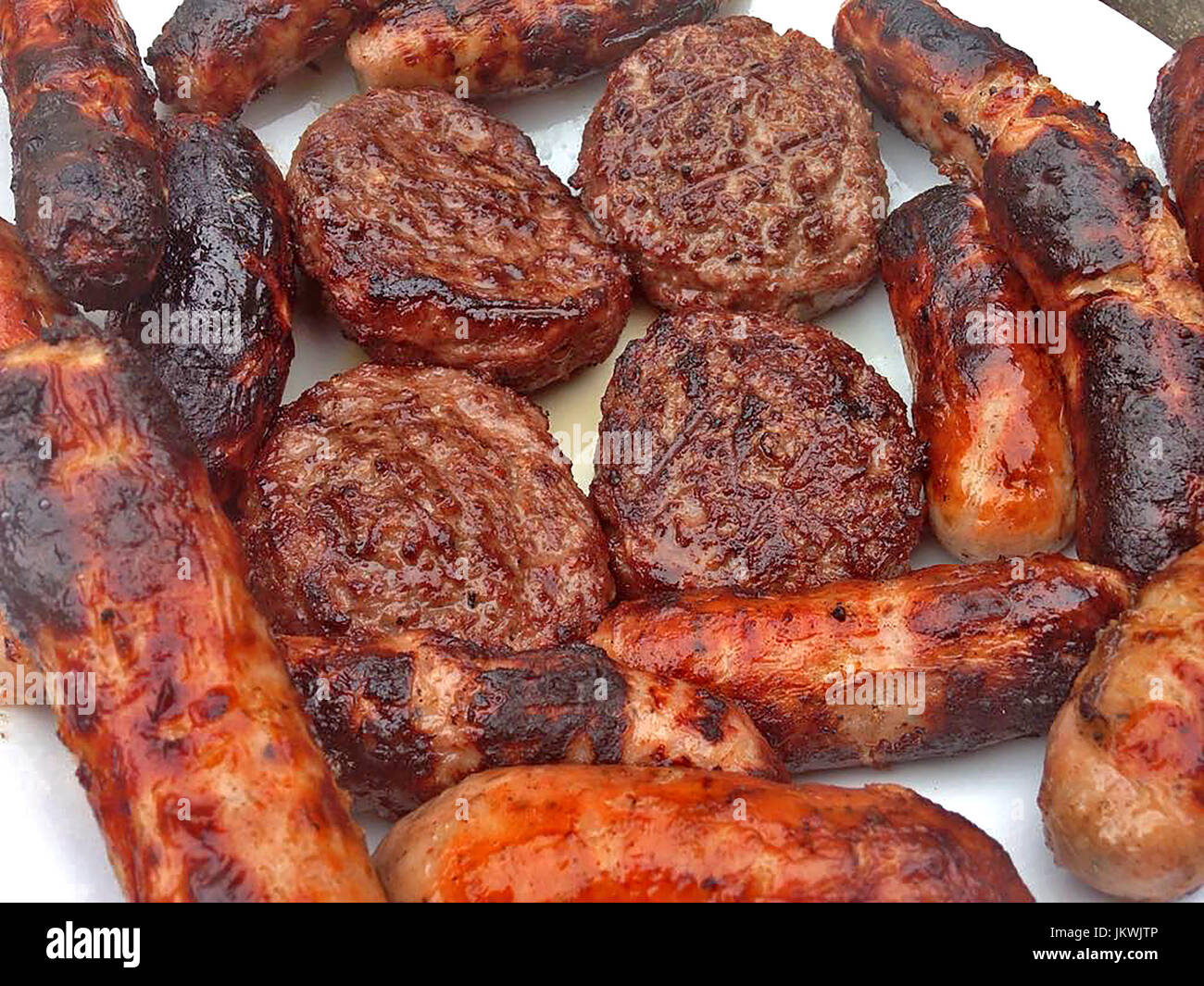 BBQ Grill Fleisch - Wurstwaren und Beef Burger Stockfoto