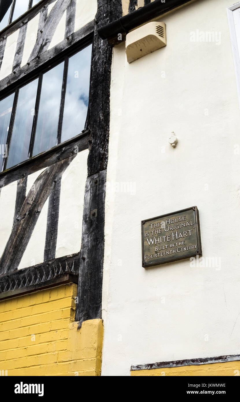 Historischen 14. Jahrhundert White Hart Gebäudehülle, in den Markt Stadt von Newark nach Trent, Nottinghamshire, UK Stockfoto