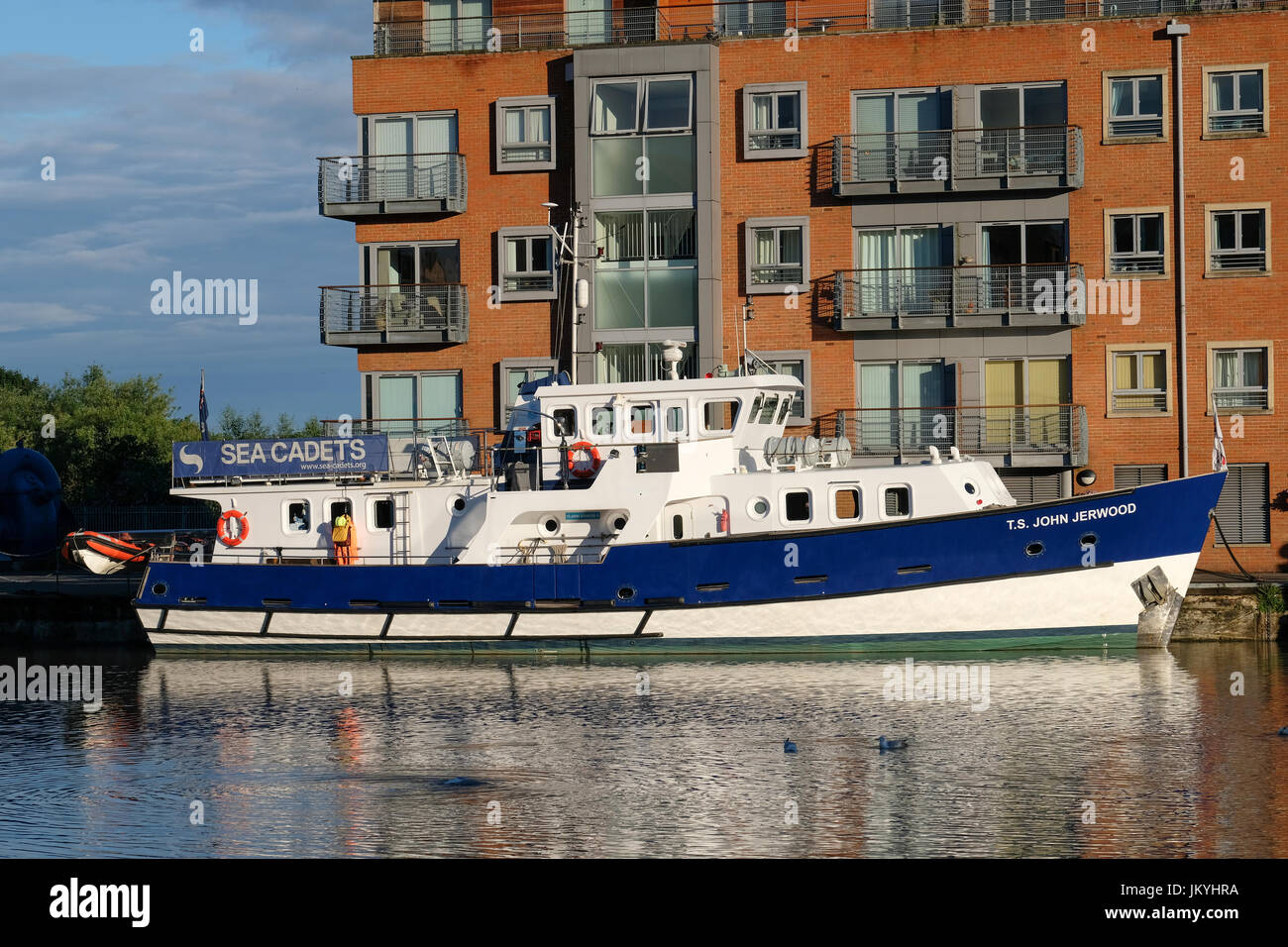 Meer-Kadetten Training Schiff John Jerwood Besuch Gloucester und ankern in das Hauptbecken der Stadt-Docks. Stockfoto