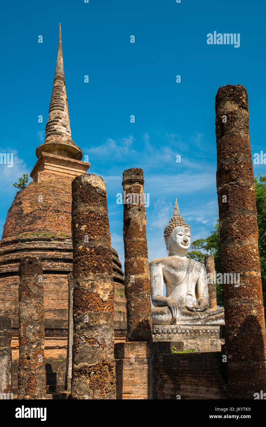 Schöne Tempel Thailand Namen Sukhothai Historical Park, Sa-Sri Tempel während Morgen Zeit Stockfoto