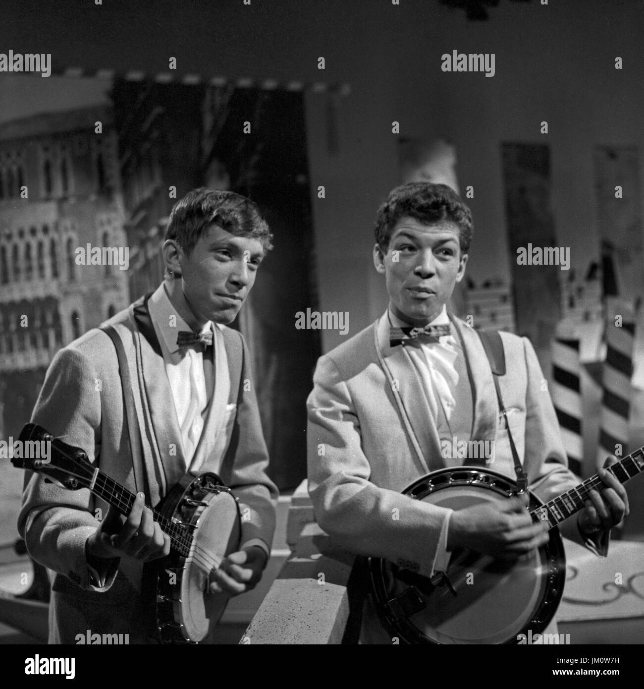 Jan Und Kjeld Heute Musik Von Jan Kjeld Alben Lieder Songtexte Jan Und Kjeld Heute Musik Von Jan Kjeld Alben Lieder Songtexte