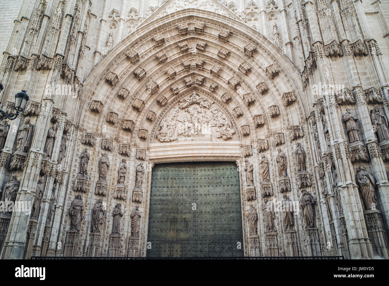 Die wunderschöne Kathedrale von Sevilla in Andalusien, Spanien Stockfoto
