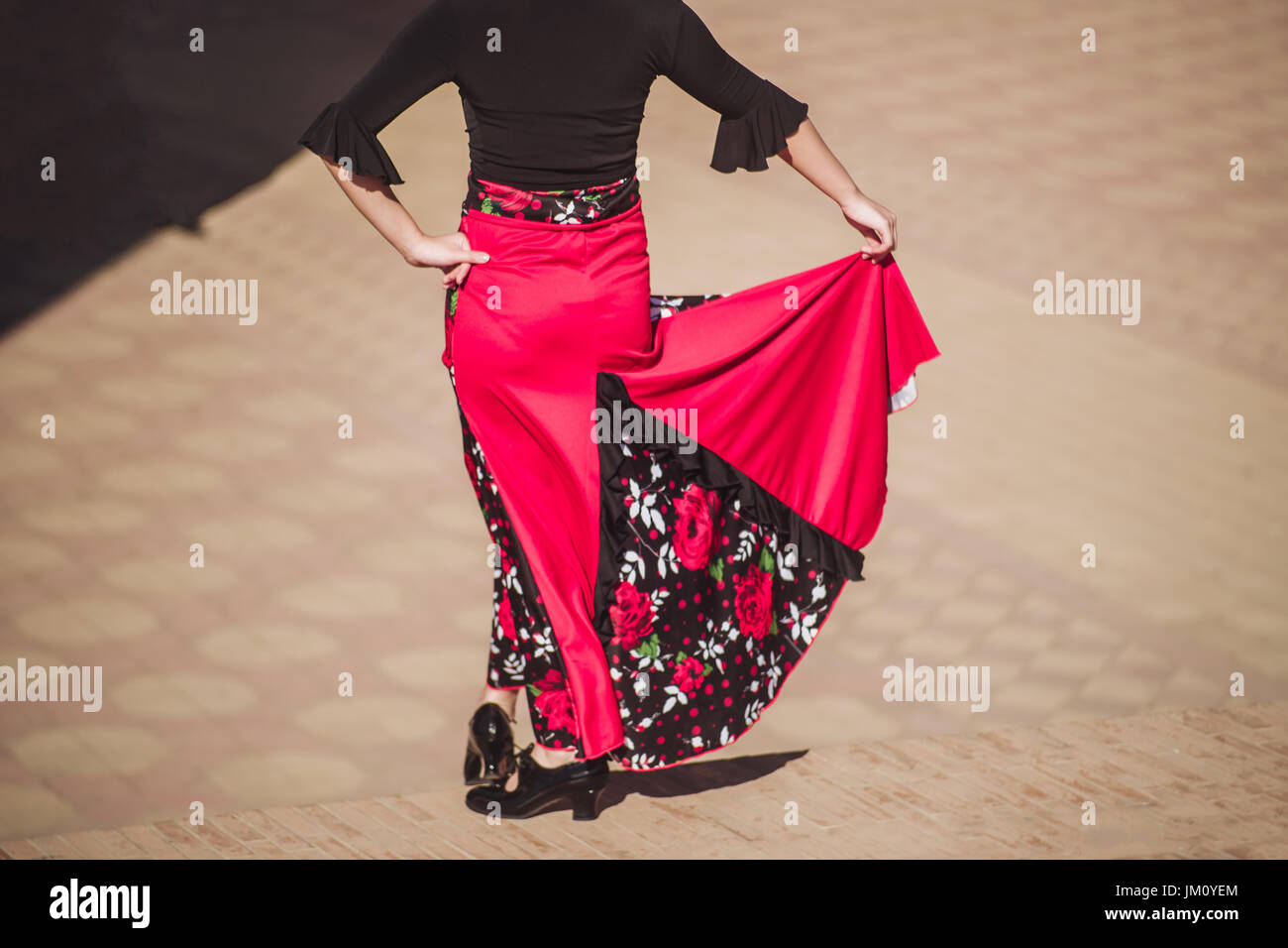 Flamenco-Tänzerin in Sevilla, Andalusien, Spanien Stockfoto