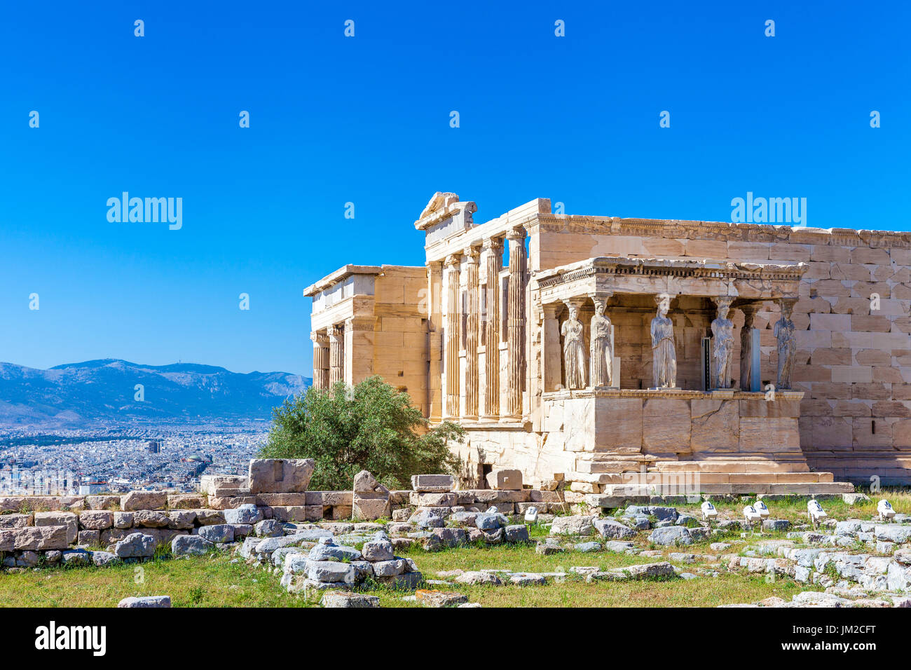 Karyatiden im Akropolis Stockfoto
