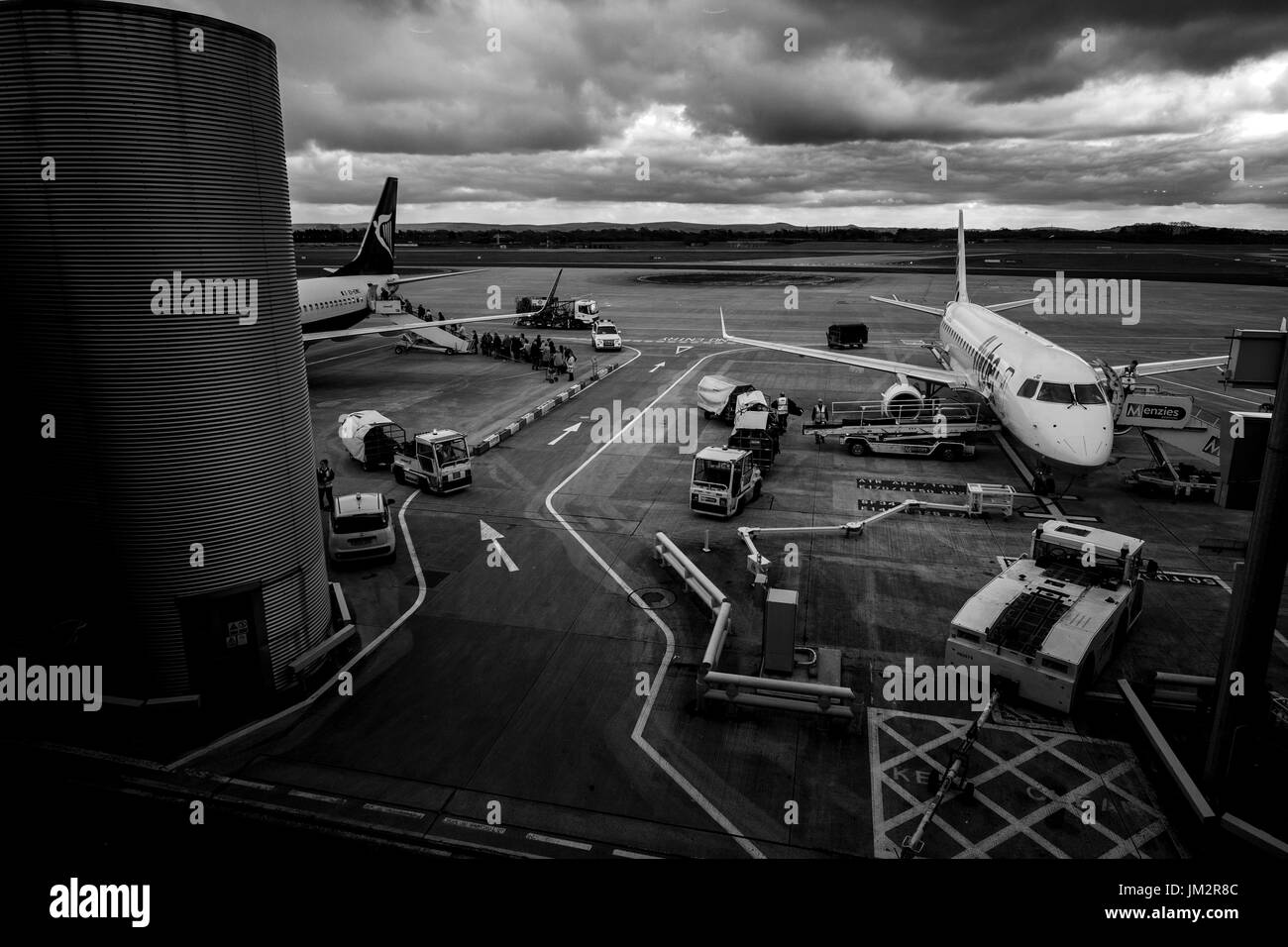 Manchester Airport - Terminal 3. Credit: LEE RAMSDEN/ALAMY Stockfoto