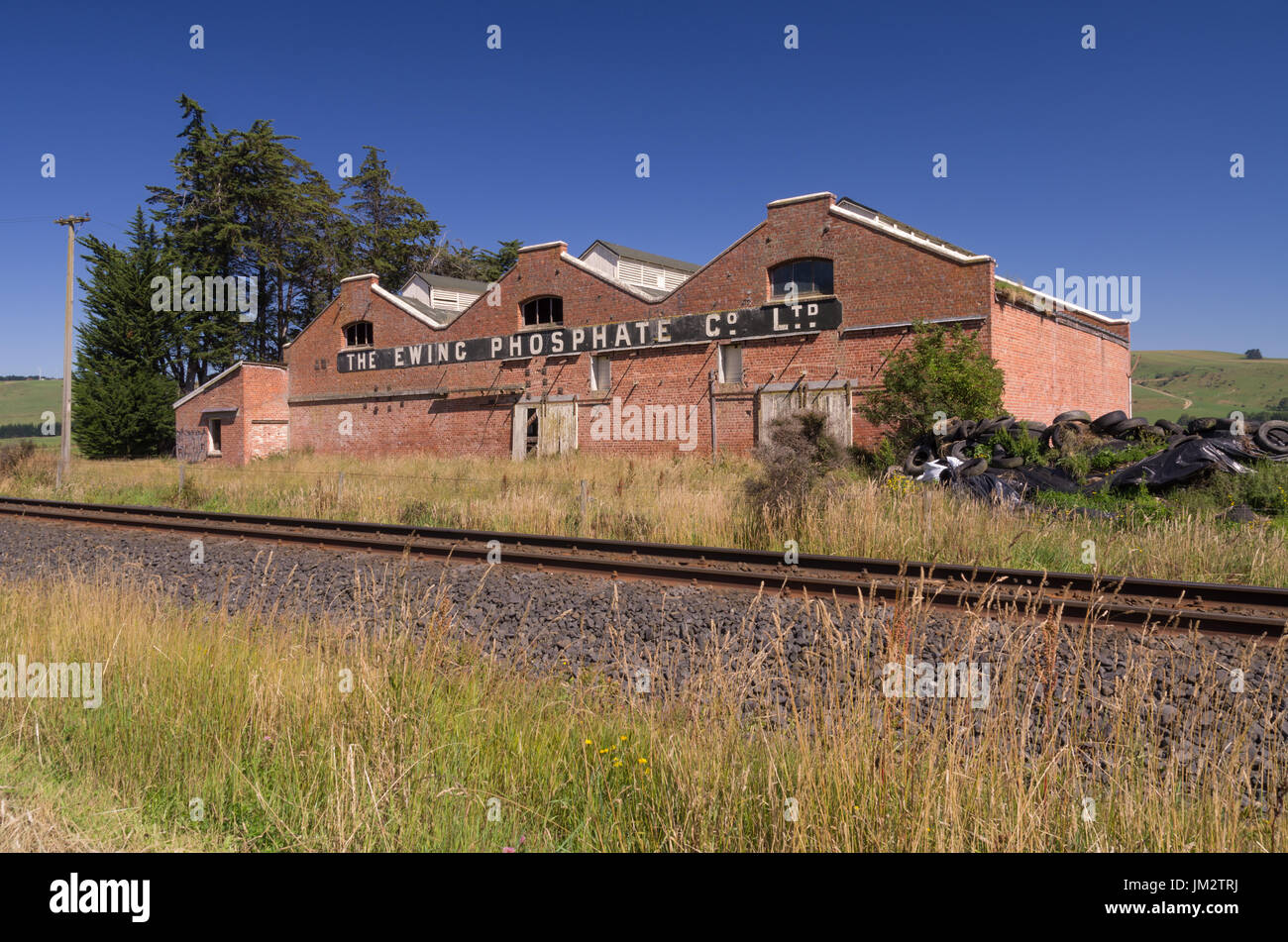 Das verfallene Ewing Phosphat Gebäude in Otago, Neuseeland Stockfoto