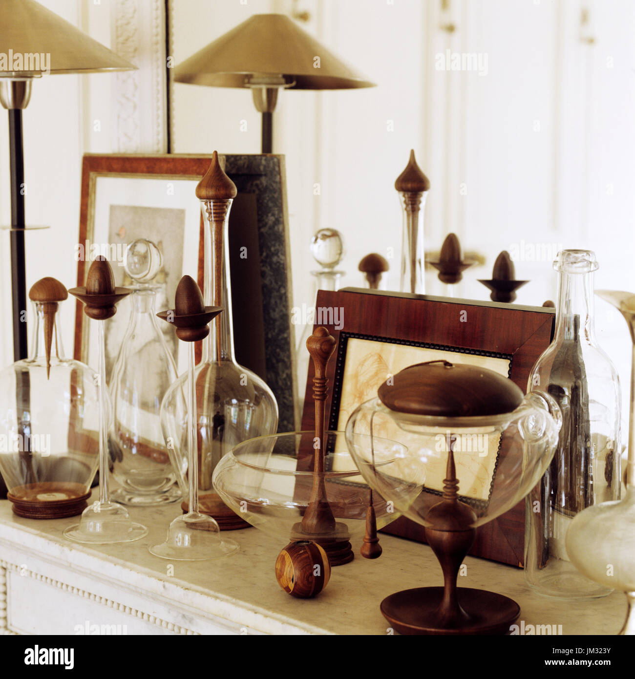 Glas-Ornamente auf dem display Stockfoto