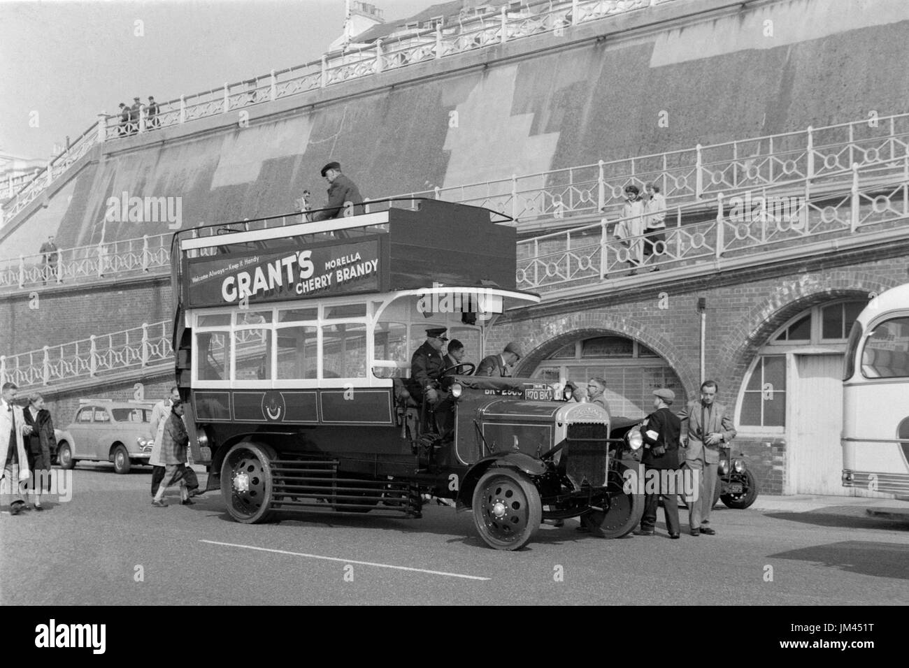 Portsmouth Corporation thornycroft Bus Nummer bk 2986 in Brighton England Großbritannien Stockfoto