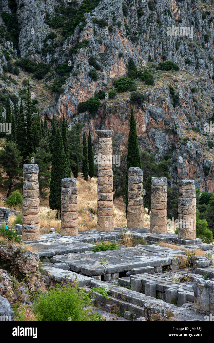 Tempel des Apollo in Delphi, Zentral-Griechenland, Griechenland Stockfoto