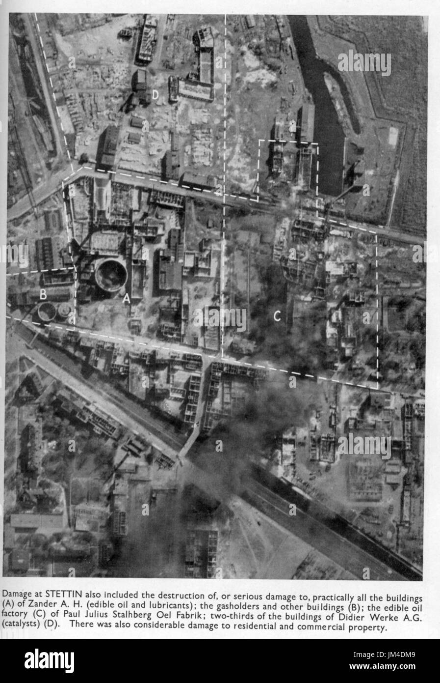 STETTIN, Polen. Bombenschaden nach Luftangriffen im April 1943. Von Beweismaterial in der Kamera. Stockfoto