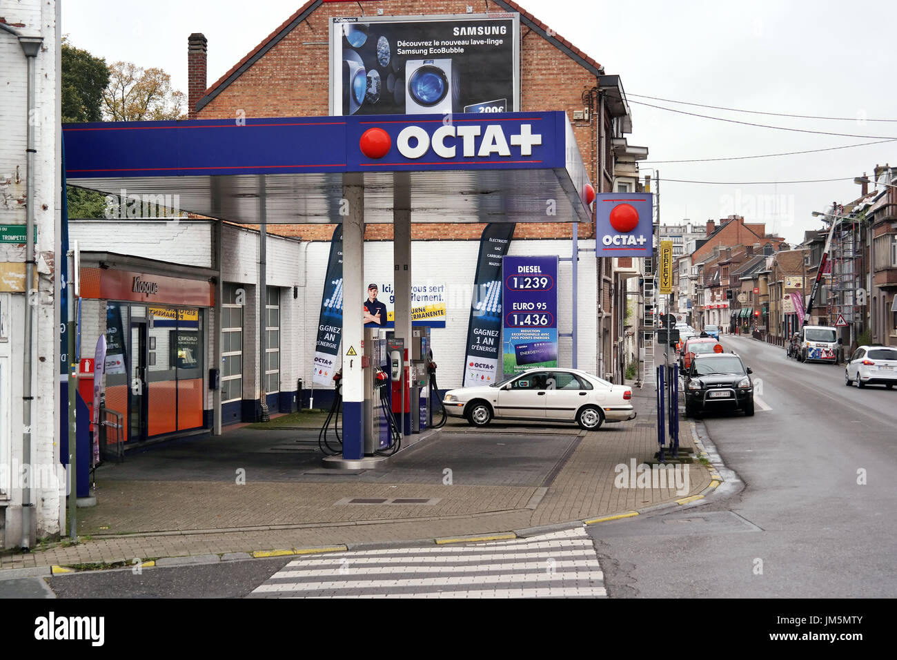 OCTA + Tankstelle Stockfoto