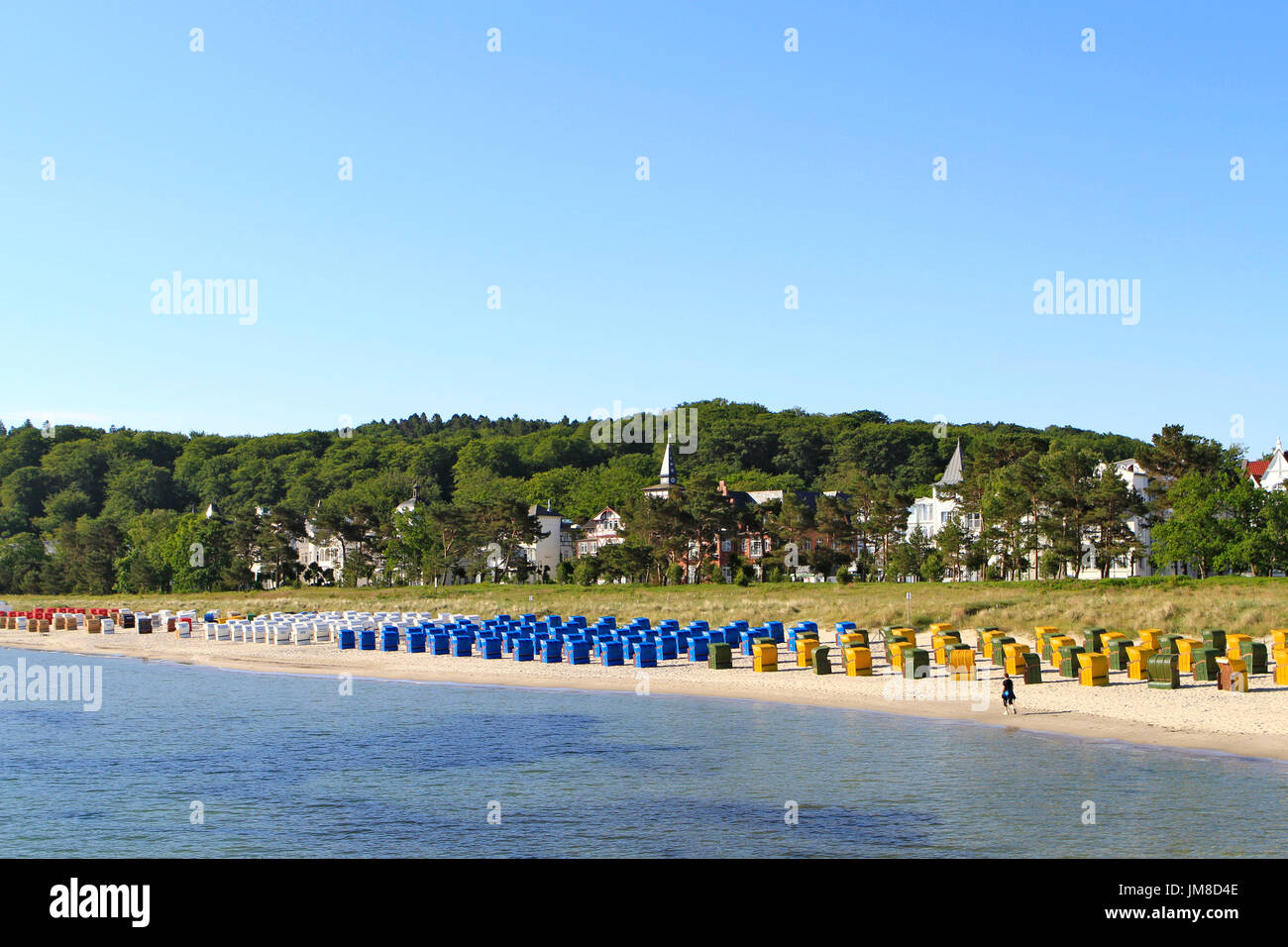 Liegestühle am Strand in Binz, Insel Rügen, Ostsee, Mecklenburg-Western Pomerania, Deutschland, Europa Stockfoto