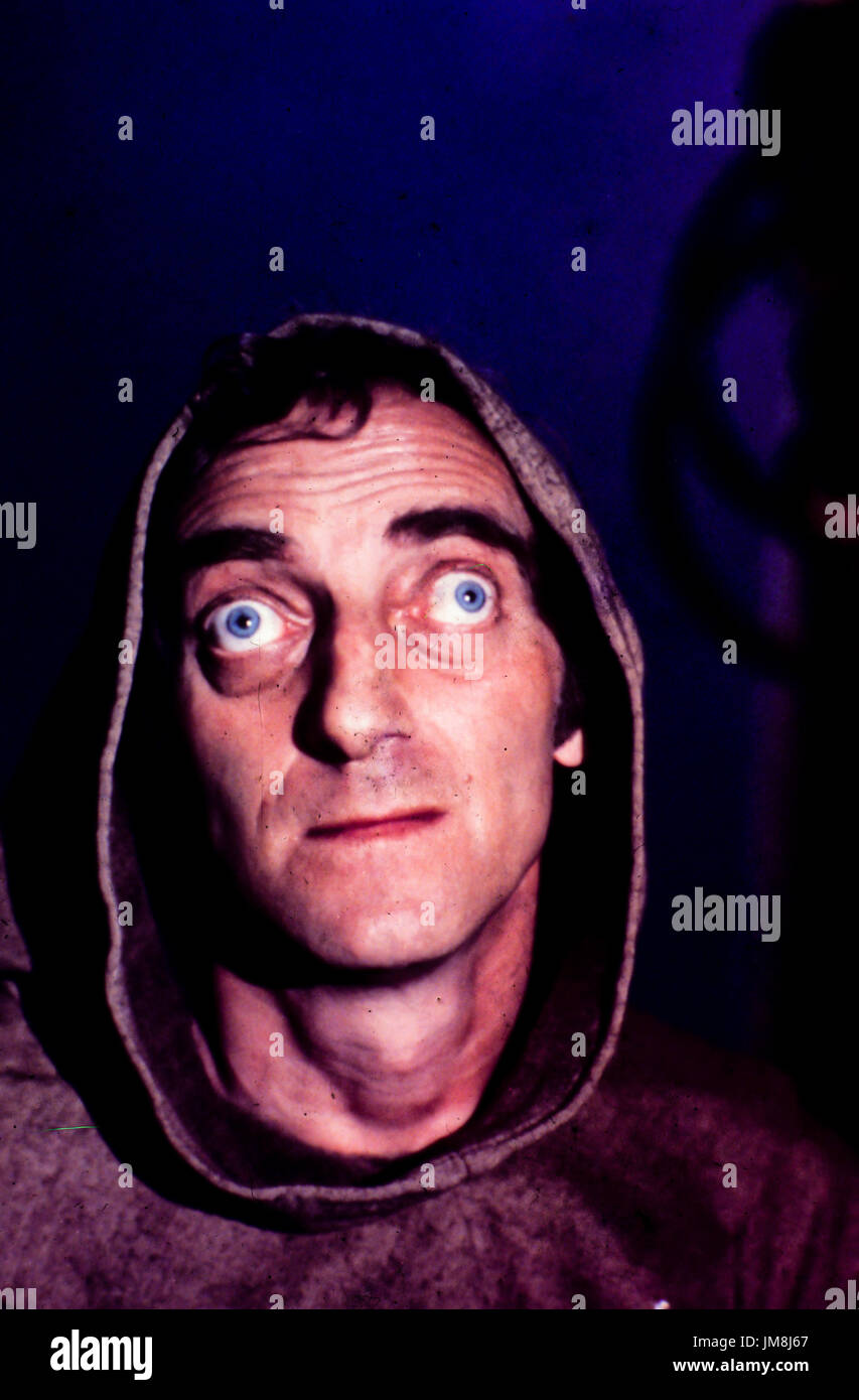Marty Feldman, in Gott, dem wir, 1980 Vertrauen Stockfoto