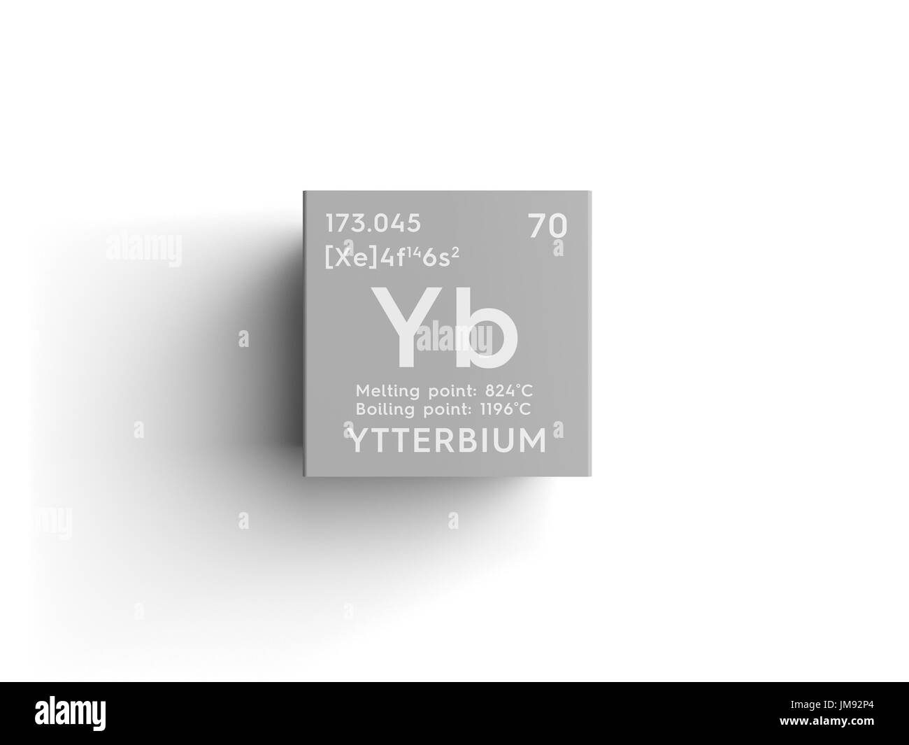 Ytterbium. Lanthanoids. Chemisches Element von Mendelejews Periodensystem. Ytterbium in quadratische Würfel Kreativkonzept. Stockfoto