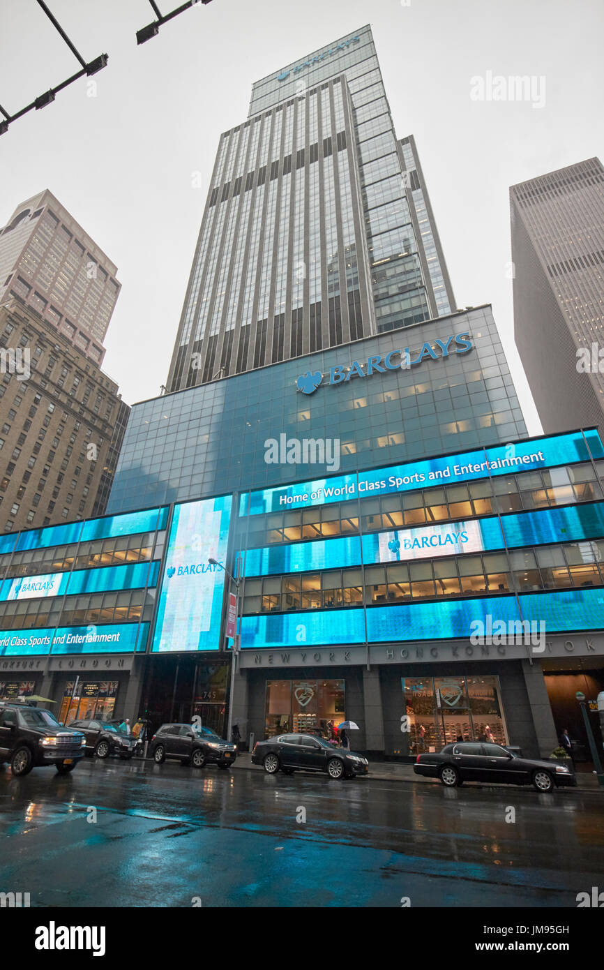 745 Seventh Avenue Barclays Gebäude ehemalige Lehman BrothersGebäude in New York City USA Regen