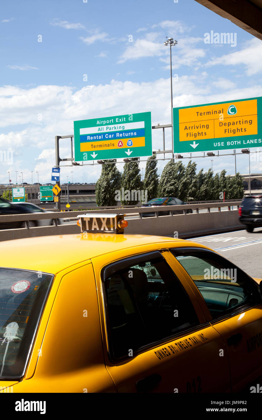 Taxi aus Newark Airport - NYC - USA Stockfoto