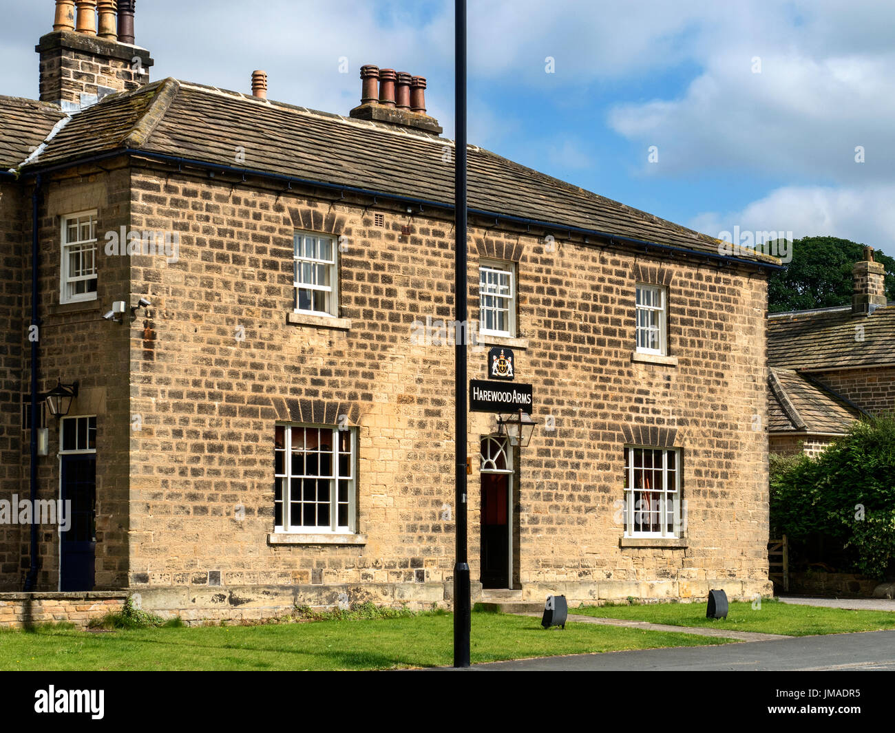 Harewood Arms Pub an Harewood West Yorkshire in England Stockfoto