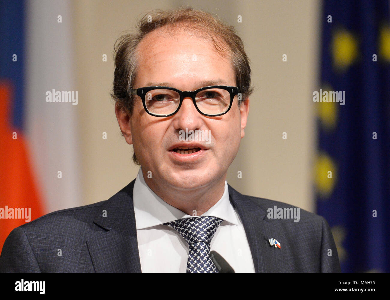 Bundesminister für Verkehr und digitale Infrastruktur Alexander Dorbindt spricht während des ersten bayerisch-Tschechische Eisenbahn-Gipfels in Furth Im Wald, Deutschland, am 26. Juli 2017 (CTK Foto/Miroslav Chaloupka) Stockfoto