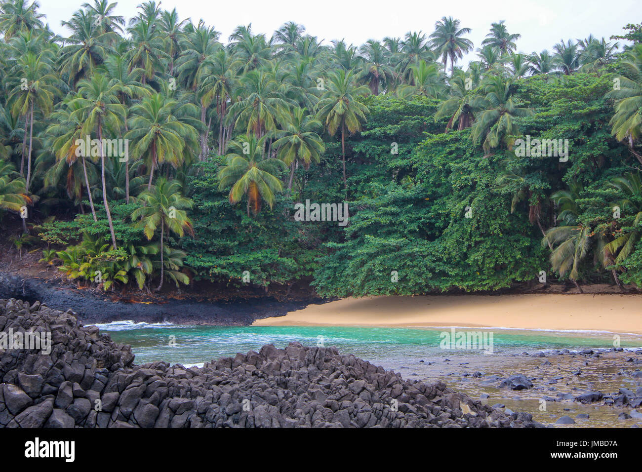 Der schöne Strand Piscina in Insel von São Tomé und Príncipe - Afrika Stockfoto
