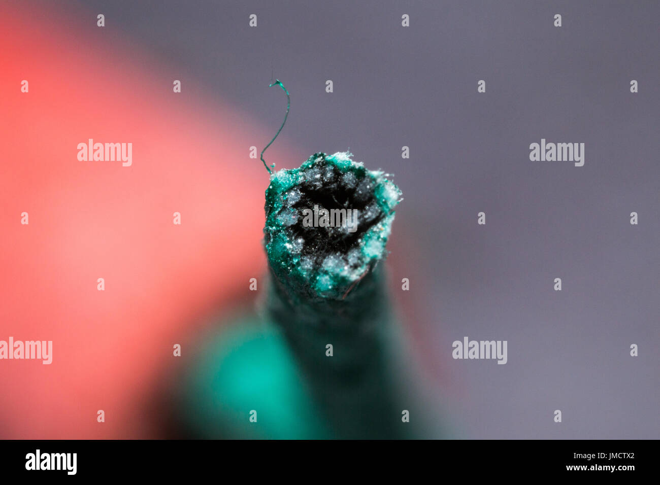 Makro Foto des Ende ein Feuerwerk Sicherung Stockfoto