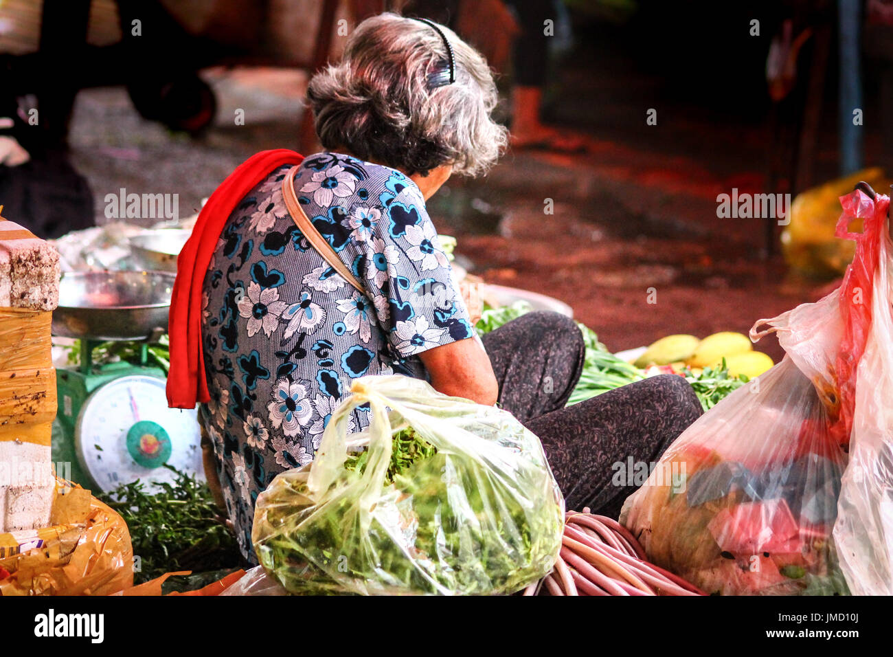 Anbieter auf dem lokalen Markt von Kambodscha Stockfoto