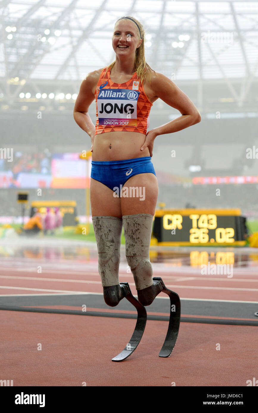 Fleur Jong in der Welt Para Leichtathletik EM konkurrieren in der Londoner  Stadion. T 44 200 m. Platz für Kopie Stockfotografie - Alamy