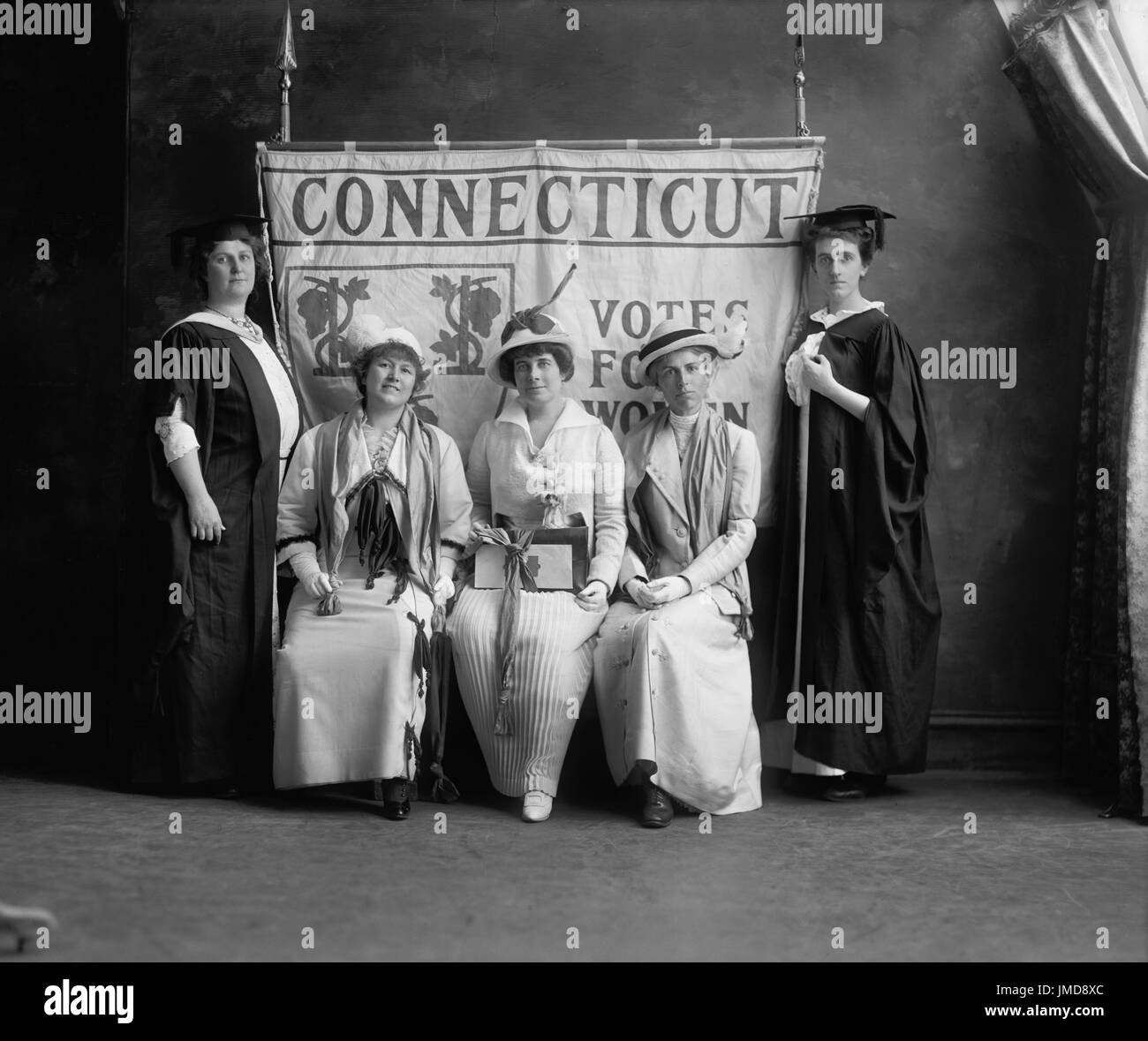 Mrs Ernest Seton und Gruppe von Suffragetten, Connecticut Stimmen für Frauen-Liga, Washington DC, USA, Harris & Ewing, 1917 Stockfoto